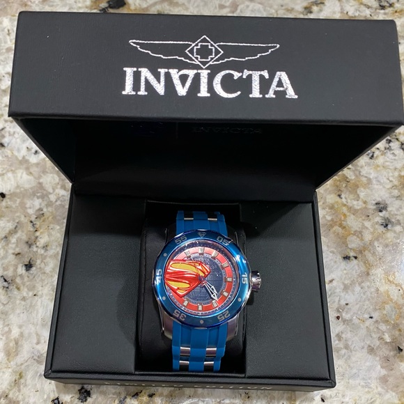 Invicta Superman Watch!! - Picture 2 of 3